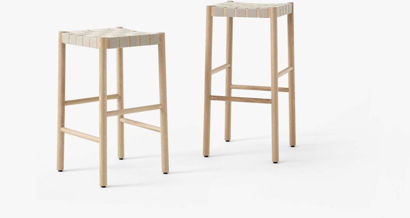 Tabouret de bar beige et piètement noir Betty TK8 - &tradition - The Cool Republic
