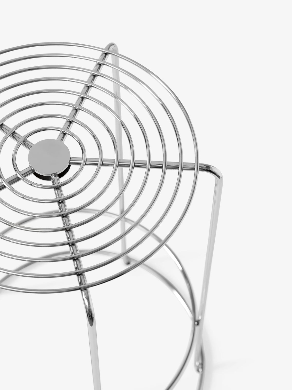 Tabouret de bar en acier poli miroir argenté 44x44x65cm Wire VP15 - &tradition — vue 3