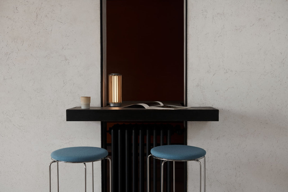 Tabouret de bar en acier poli miroir argenté 44x44x65cm Wire VP15 - &tradition — vue 4