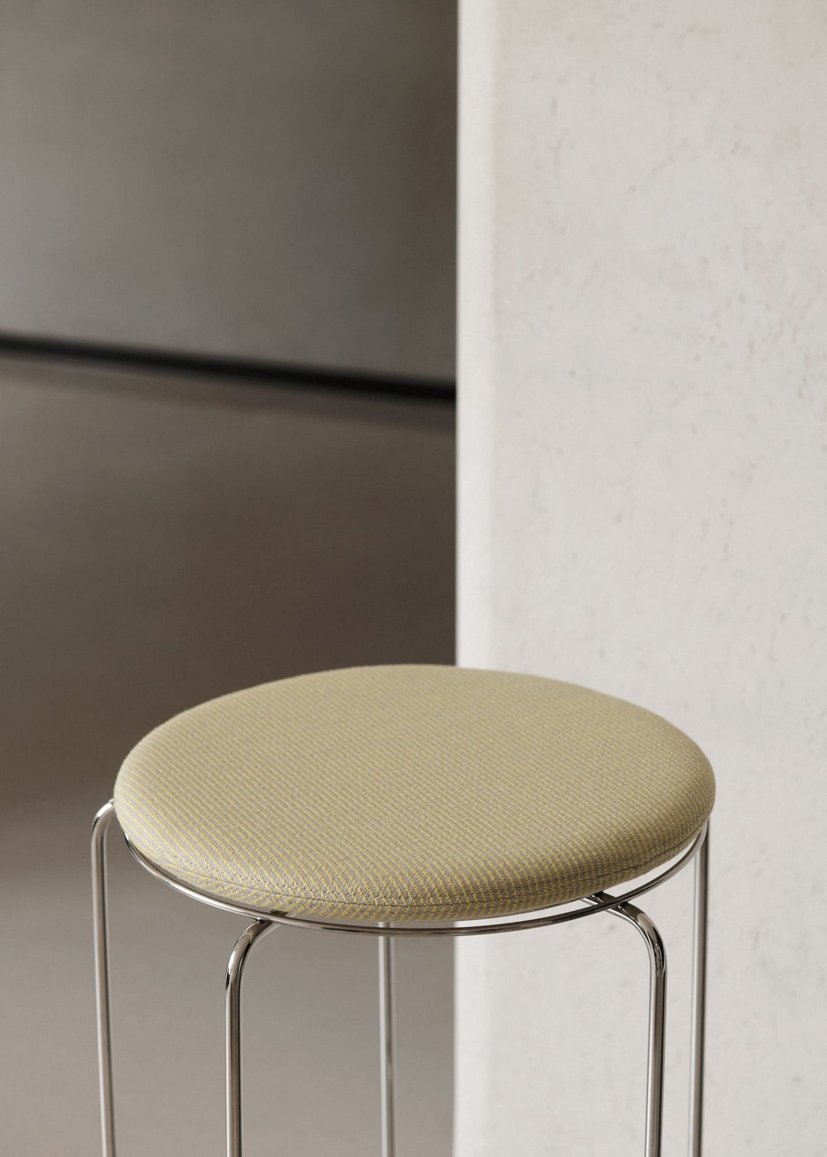 Tabouret de bar en acier poli miroir argenté 44x44x75cm Wire VP16 - &tradition — vue 6