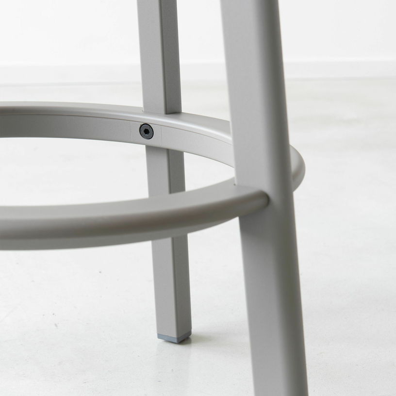 Tabouret de bar en aluminium sable 76 cm Deja - vu - Magis - The Cool Republic