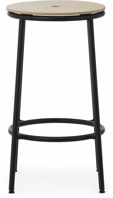 Tabouret de bar en chêne et acier noir 65 cm Circa Oak - Normann Copenhagen - The Cool Republic