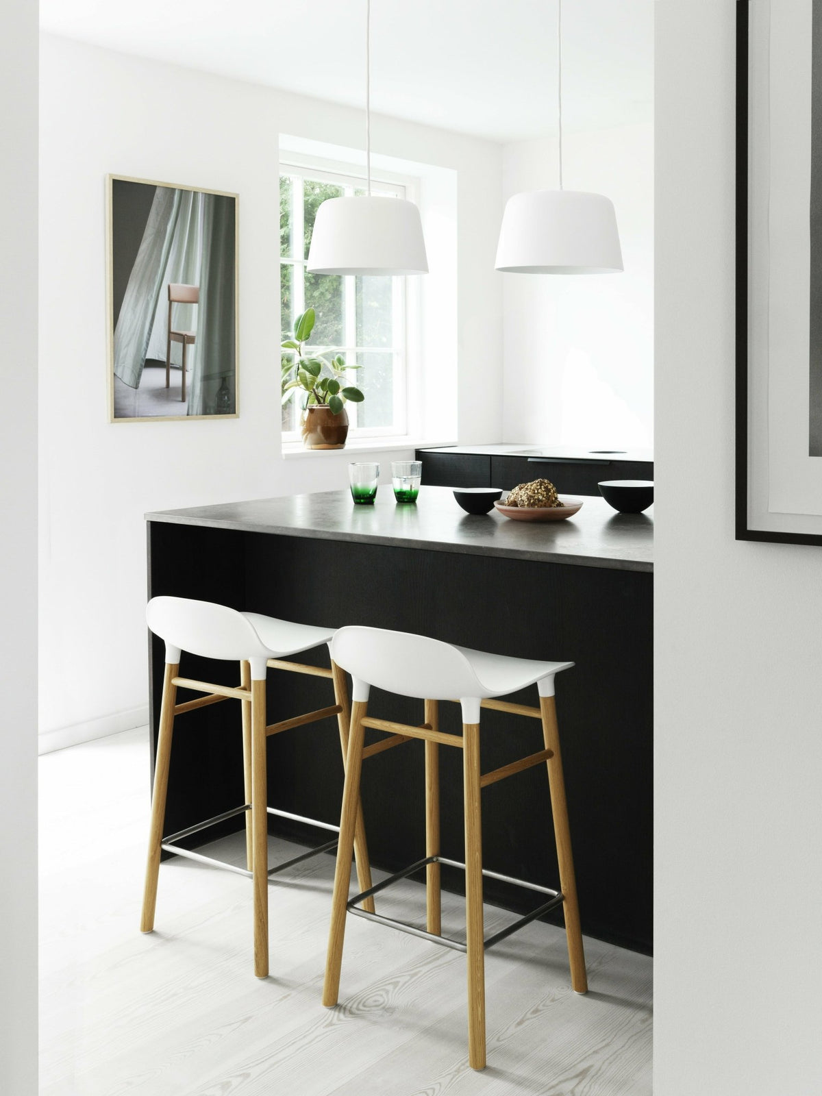 Tabouret de bar en chêne naturel et pp gris 75 cm Form - Normann Copenhagen - The Cool Republic