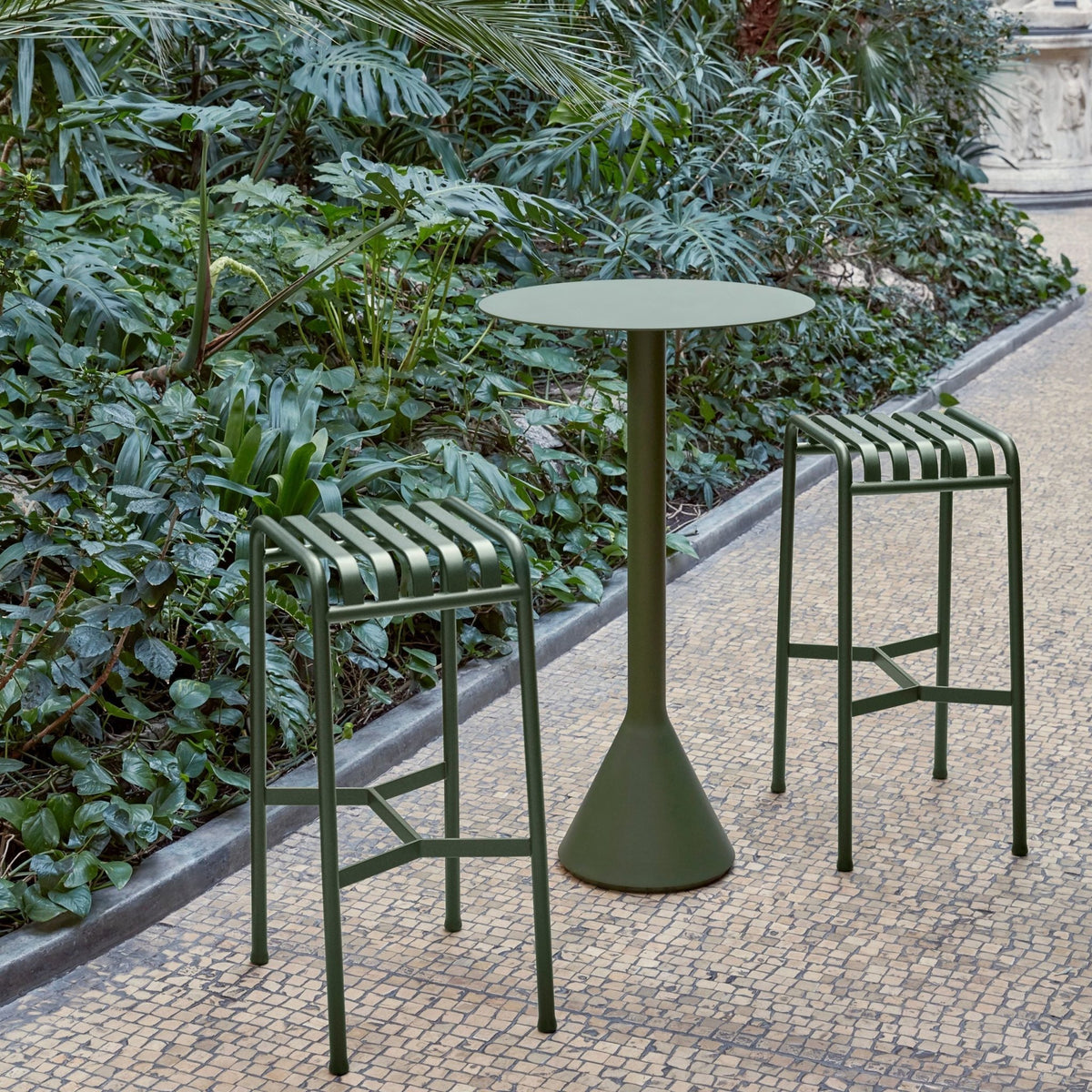 Tabouret de bar en métal gris Palissade - HAY - The Cool Republic