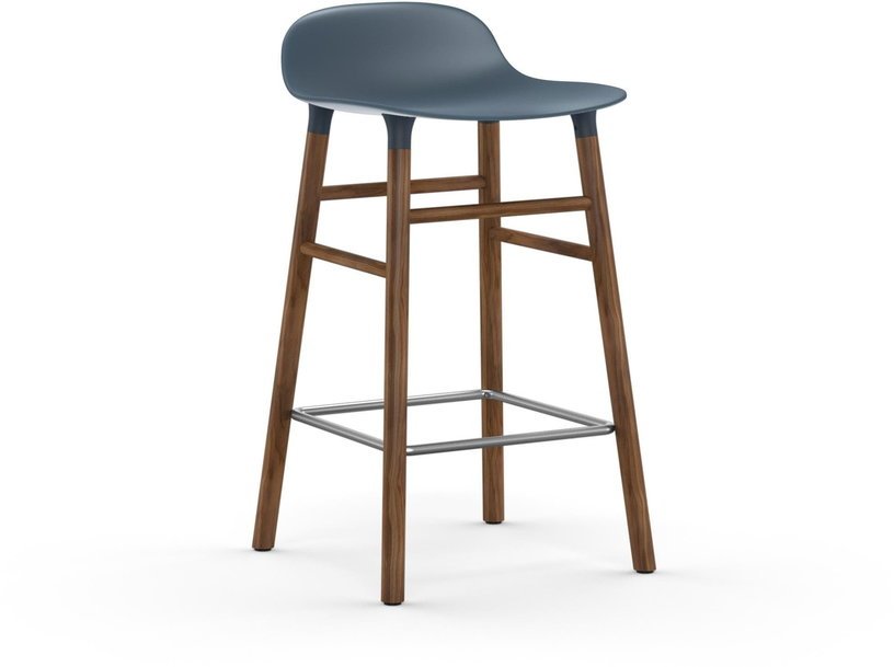 Tabouret de bar en noyer naturel et pp bleu 65 cm Form - Normann Copenhagen - The Cool Republic
