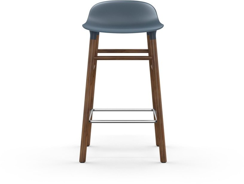 Tabouret de bar en noyer naturel et pp bleu 65 cm Form - Normann Copenhagen - The Cool Republic
