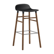 Tabouret de bar en noyer naturel et pp noir 75 cm Form - Normann Copenhagen - The Cool Republic