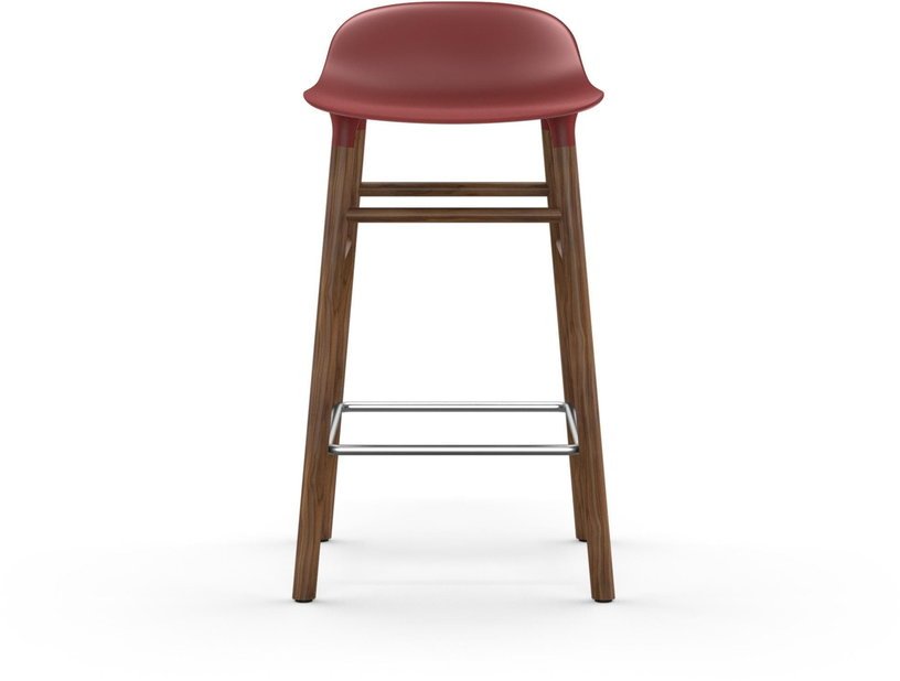 Tabouret de bar en noyer naturel et pp rouge 65 cm Form - Normann Copenhagen - The Cool Republic