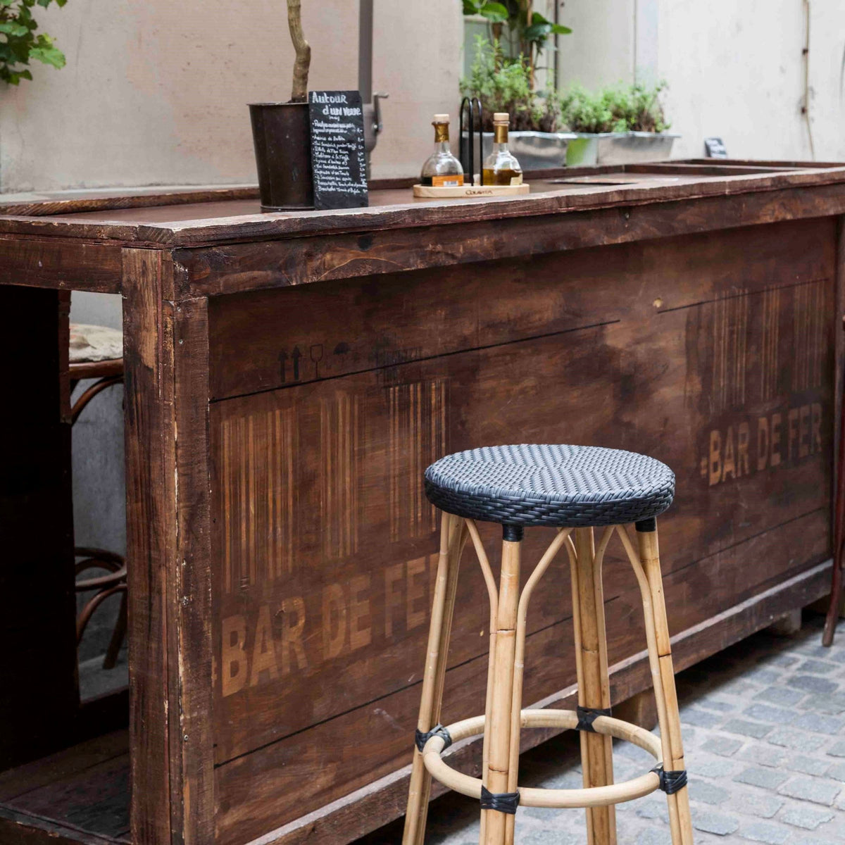 Tabouret de bar en rotin blanc 78 cm Simone - Sika Design - The Cool Republic