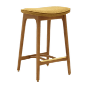 Tabouret de bar en tissu bouclé moutarde et frêne foncé 65 cm Série 200-190 - 366 Concept - The Cool Republic