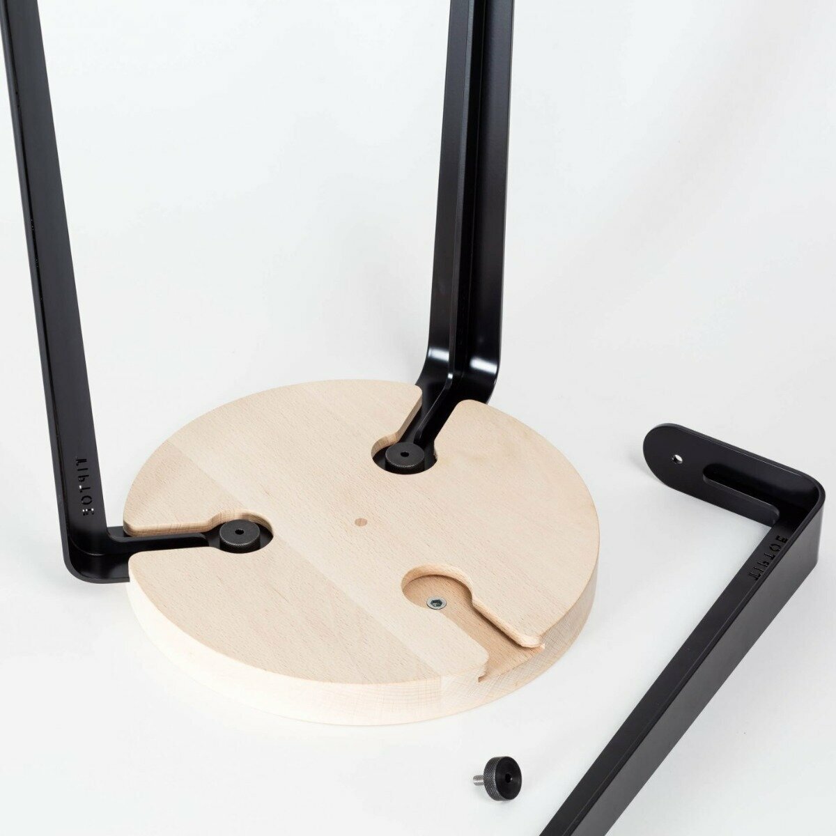Tabouret de bar hêtre noir graphite BIG LOU - TIPTOE - The Cool Republic