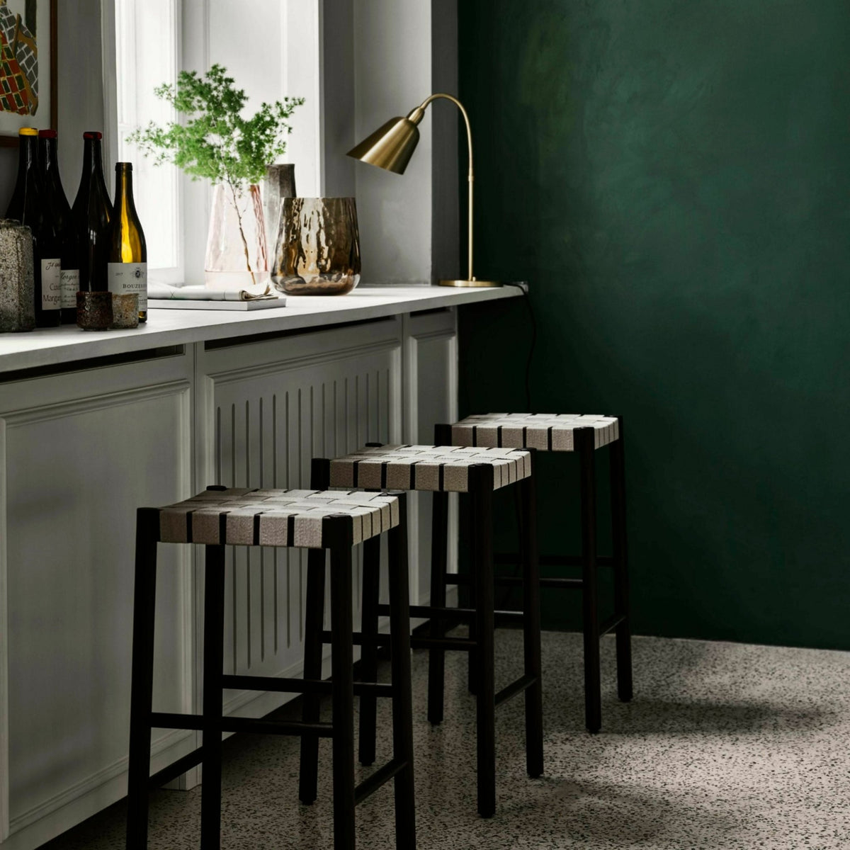 Tabouret de bar noir et piètement noir Betty TK8 - &tradition - The Cool Republic