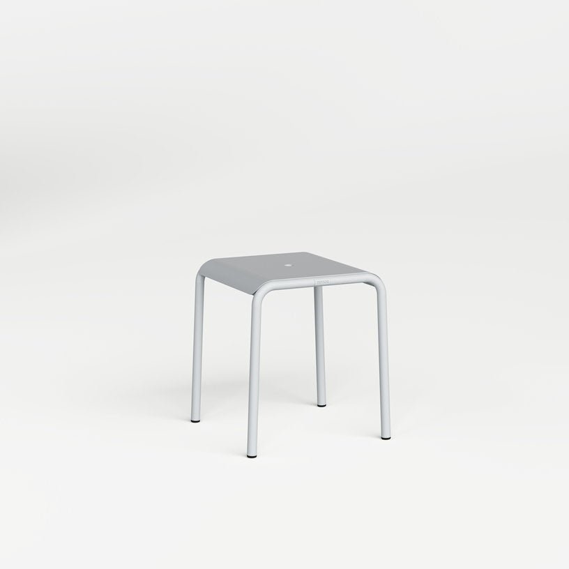 Tabouret de jardin en acier thermolaqué inoxydable gris craie 42x40x45cm Panorama - TIPTOE - The Cool Republic