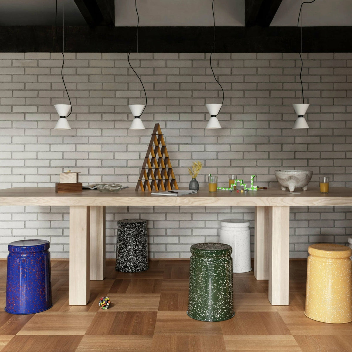 Tabouret en acier bleu tacheté d'orange Last Stool - Hem - The Cool Republic