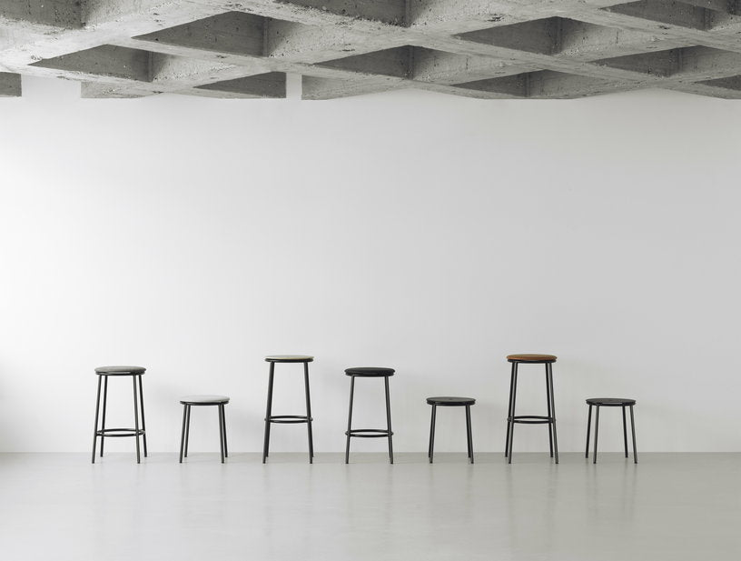 Tabouret en acier et aluminium noir 45 cm Circa noir Aluminum - Normann Copenhagen - The Cool Republic