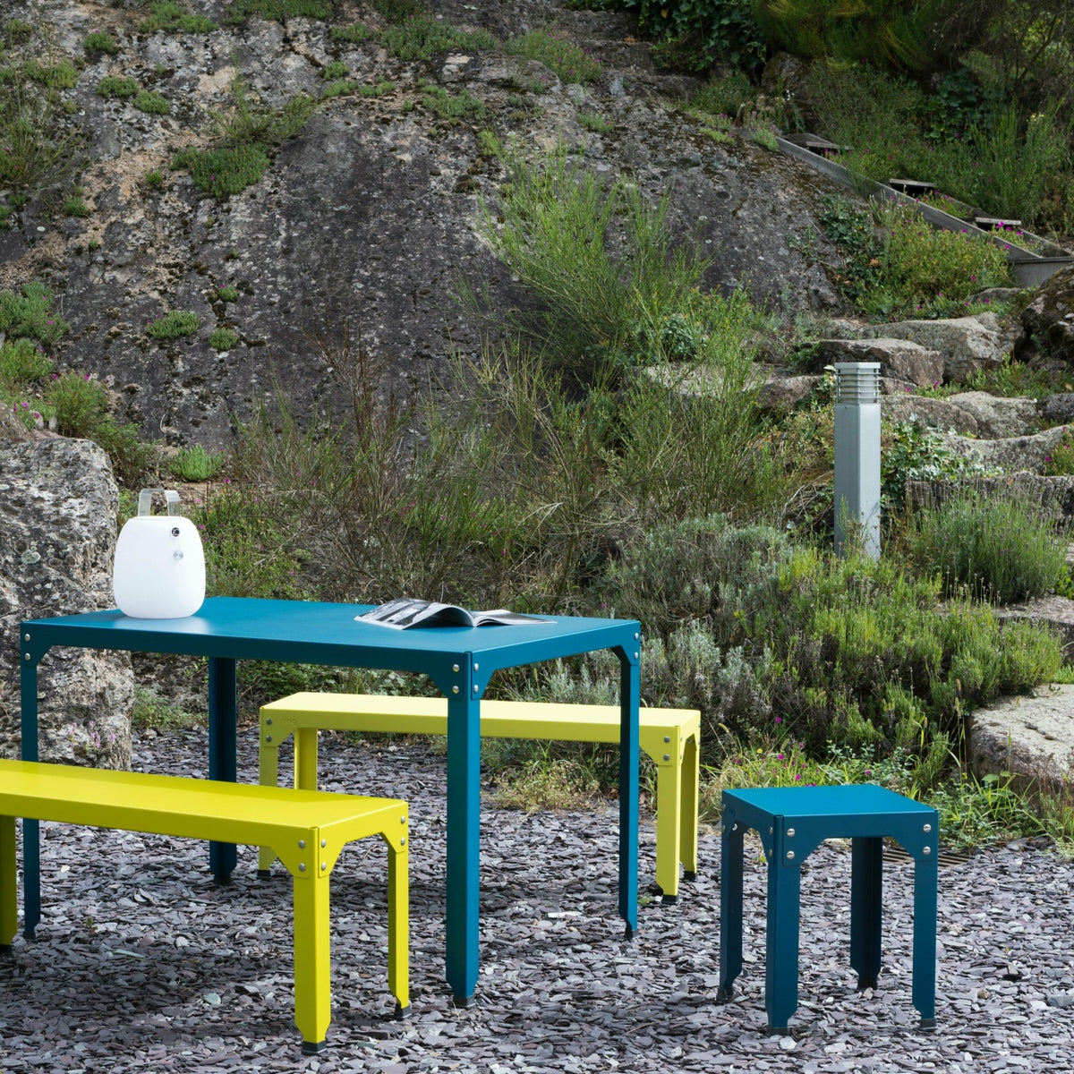 Tabouret en acier galvanisé olive 45 cm Hegoa - Matière Grise - The Cool Republic