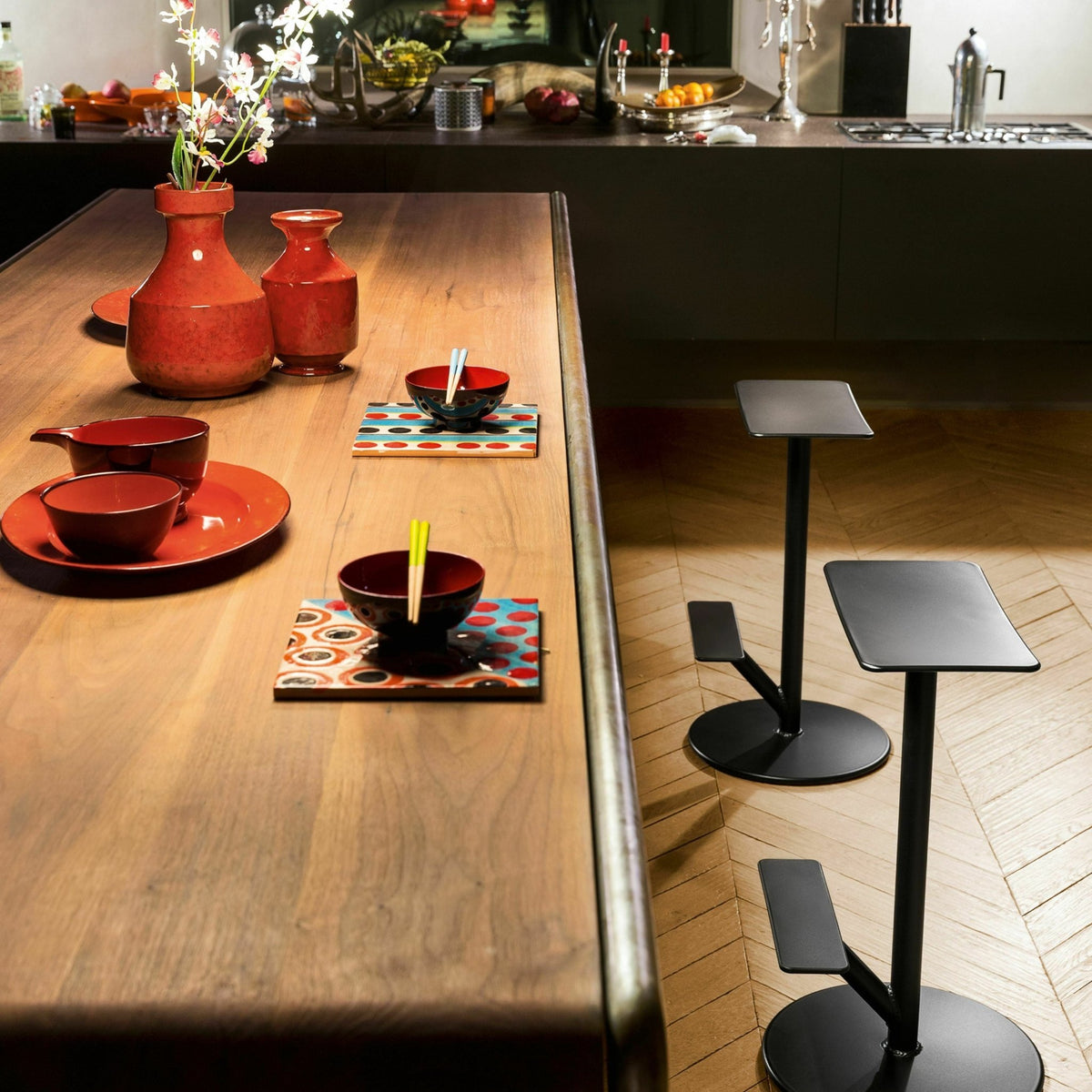 Tabouret en acier mat 66 cm noir Sequoia - Magis - The Cool Republic