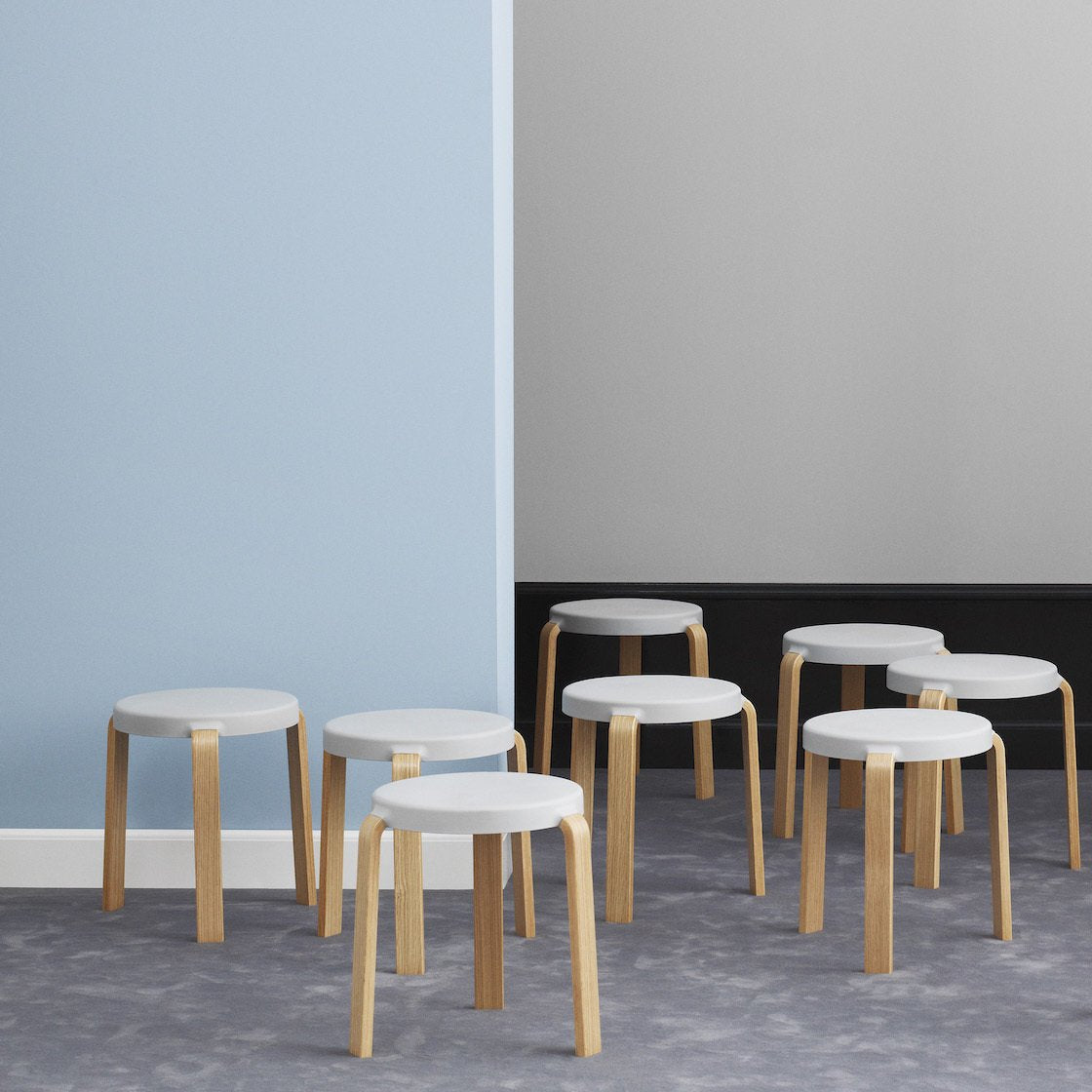 Tabouret en chêne gris TAP Grey - Normann Copenhagen - The Cool Republic