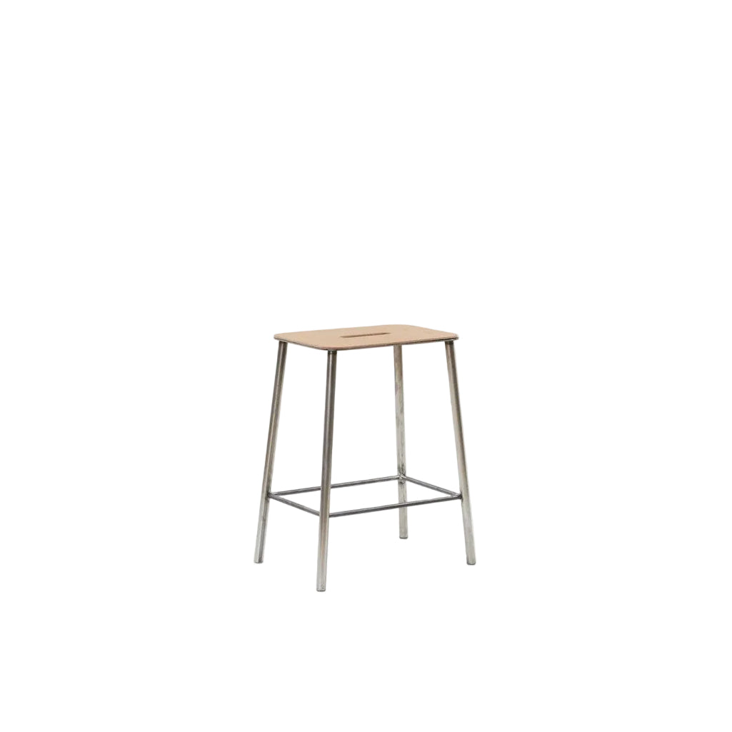 Tabouret en cuir naturel et acier brut 50 cm Adam - Frama - The Cool Republic