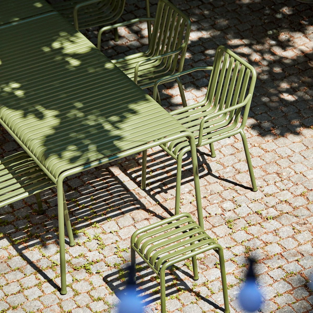 Tabouret en métal olive Palissade - HAY - The Cool Republic