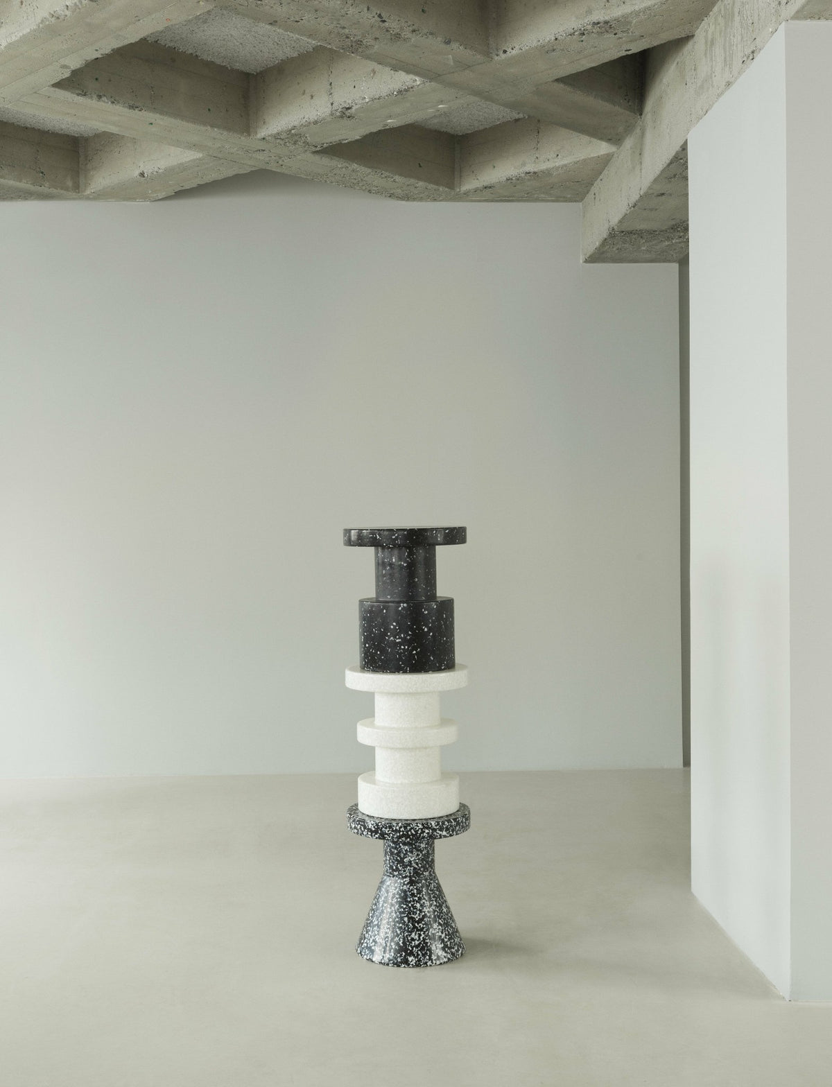 Tabouret en polyéthylène recyclé blanc / blanc Stack Bit Stool - Normann Copenhagen - The Cool Republic
