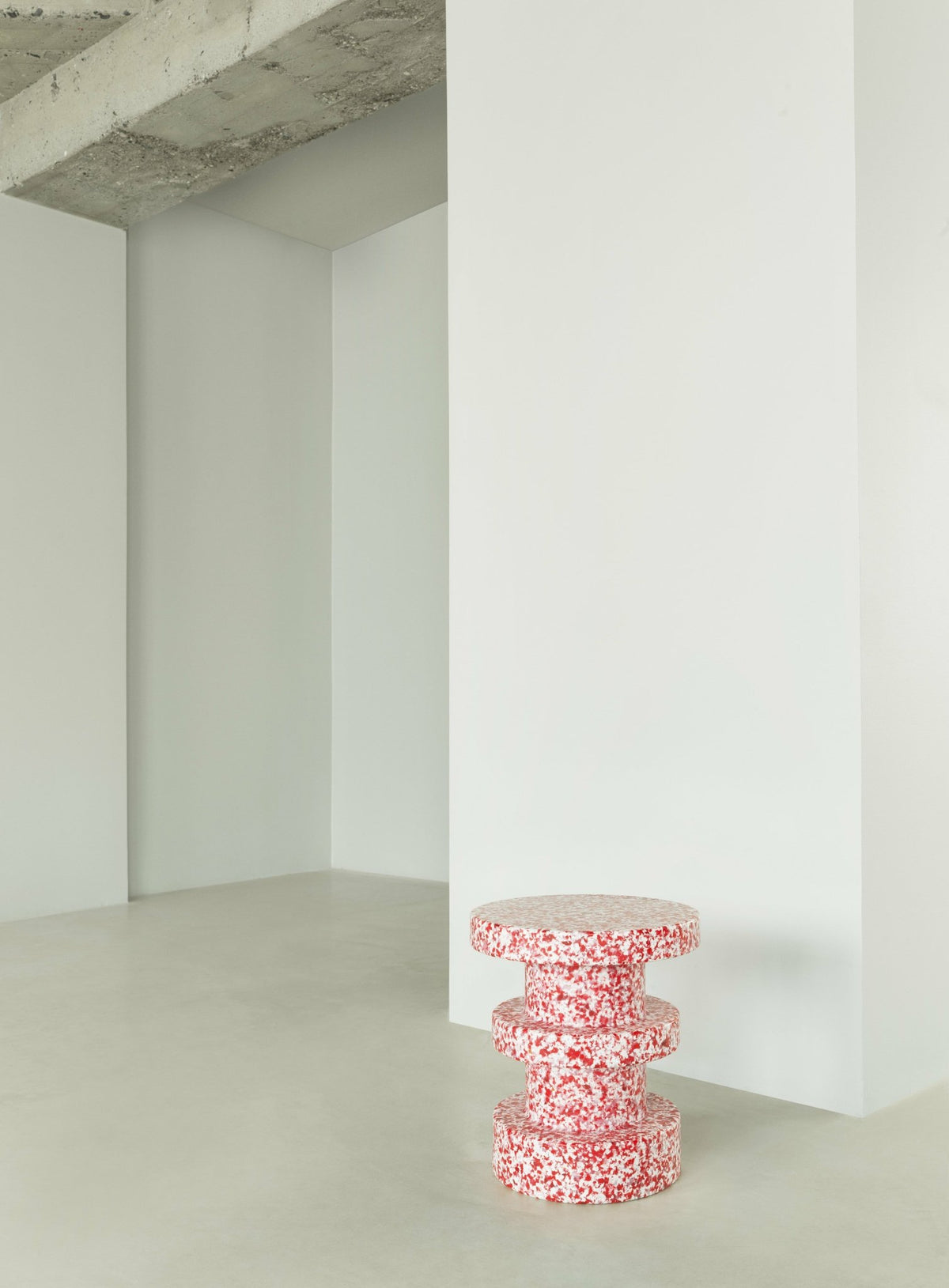 Red recycled polyethylene stool Bit - Normann Copenhagen - The Cool Republic
