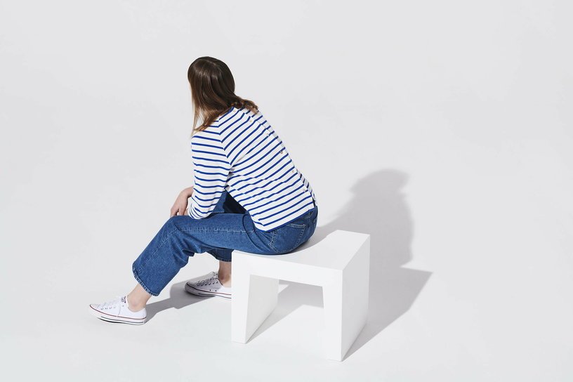 Tabouret gris clair en matières recyclées Concrete - Fatboy - The Cool Republic