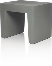 Tabouret gris en matières recyclées Concrete - Fatboy - The Cool Republic
