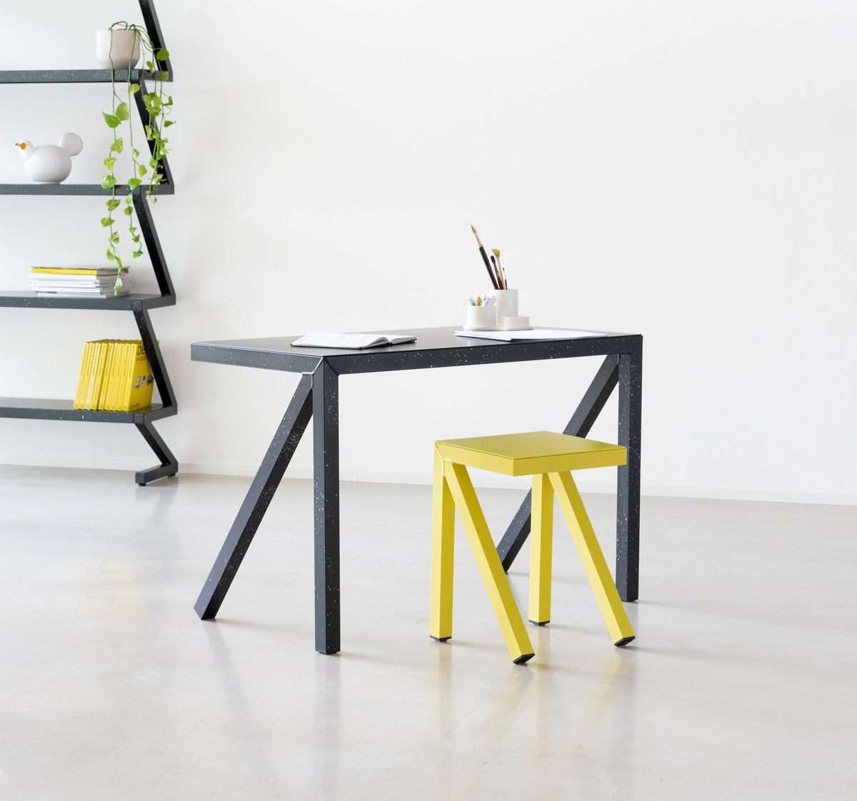 Tabouret haut jaune Bureaurama - Magis - The Cool Republic