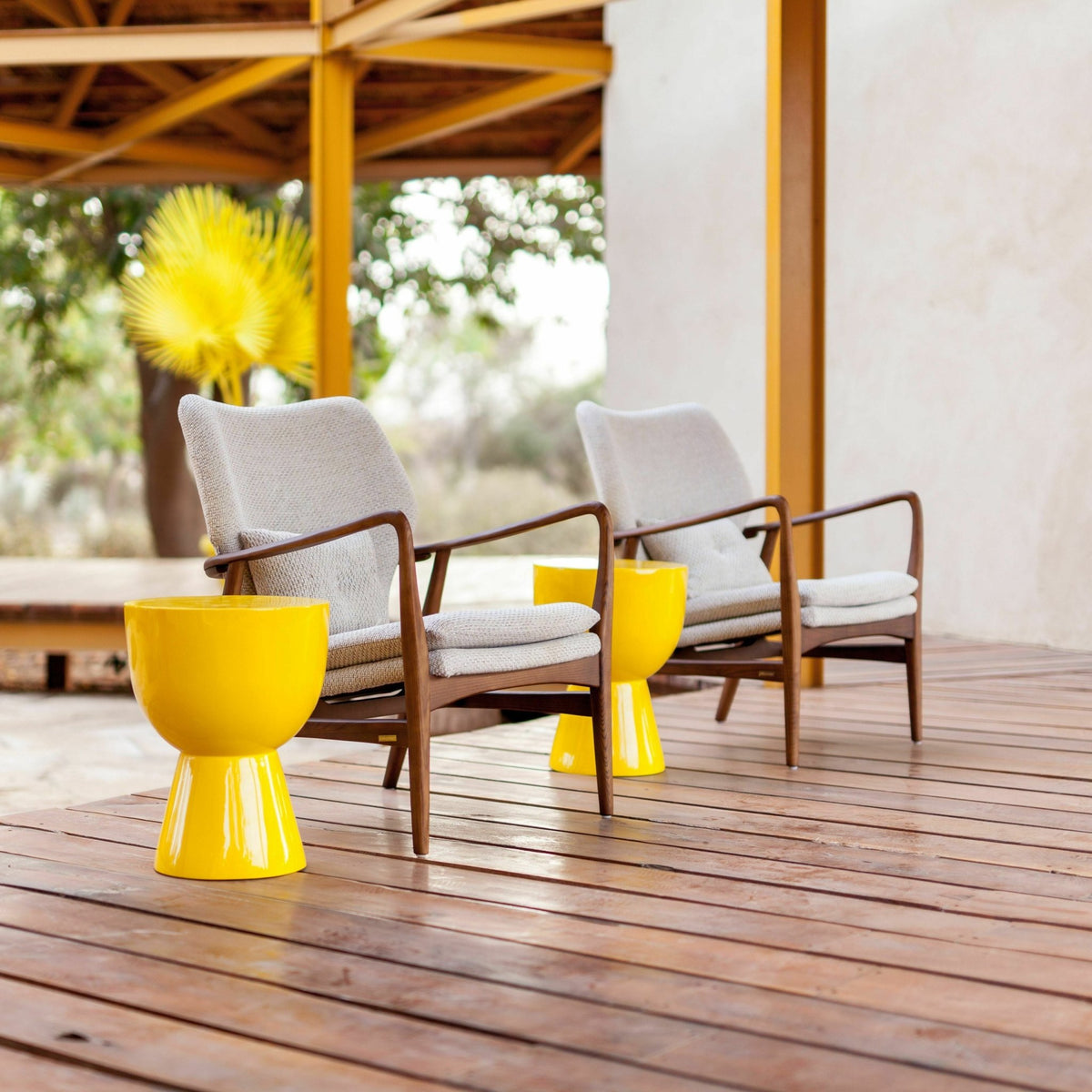 Tabouret jaune laqué Tip Tap - Pols Potten - The Cool Republic
