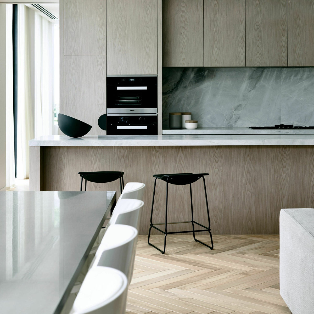Tabouret noir 61,5 cm Last Minute - Viccarbe - The Cool Republic