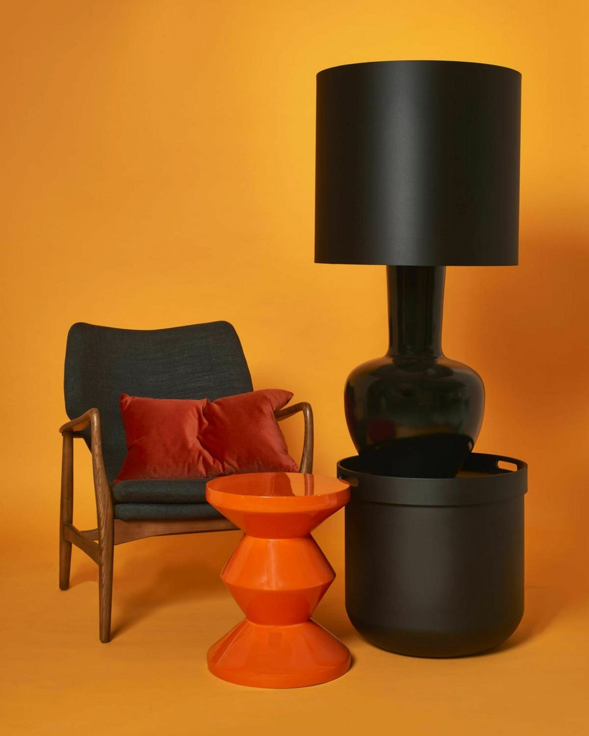 Tabouret orange laqué Zig Zag - Pols Potten - The Cool Republic