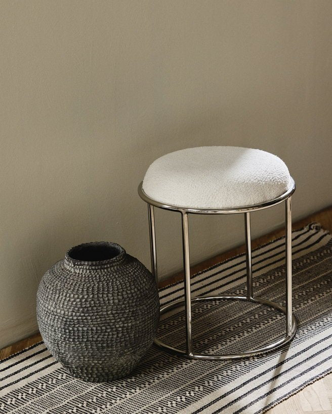 Tabouret rond en acier et tissu blanc 47cm Komati - Nordal - The Cool Republic