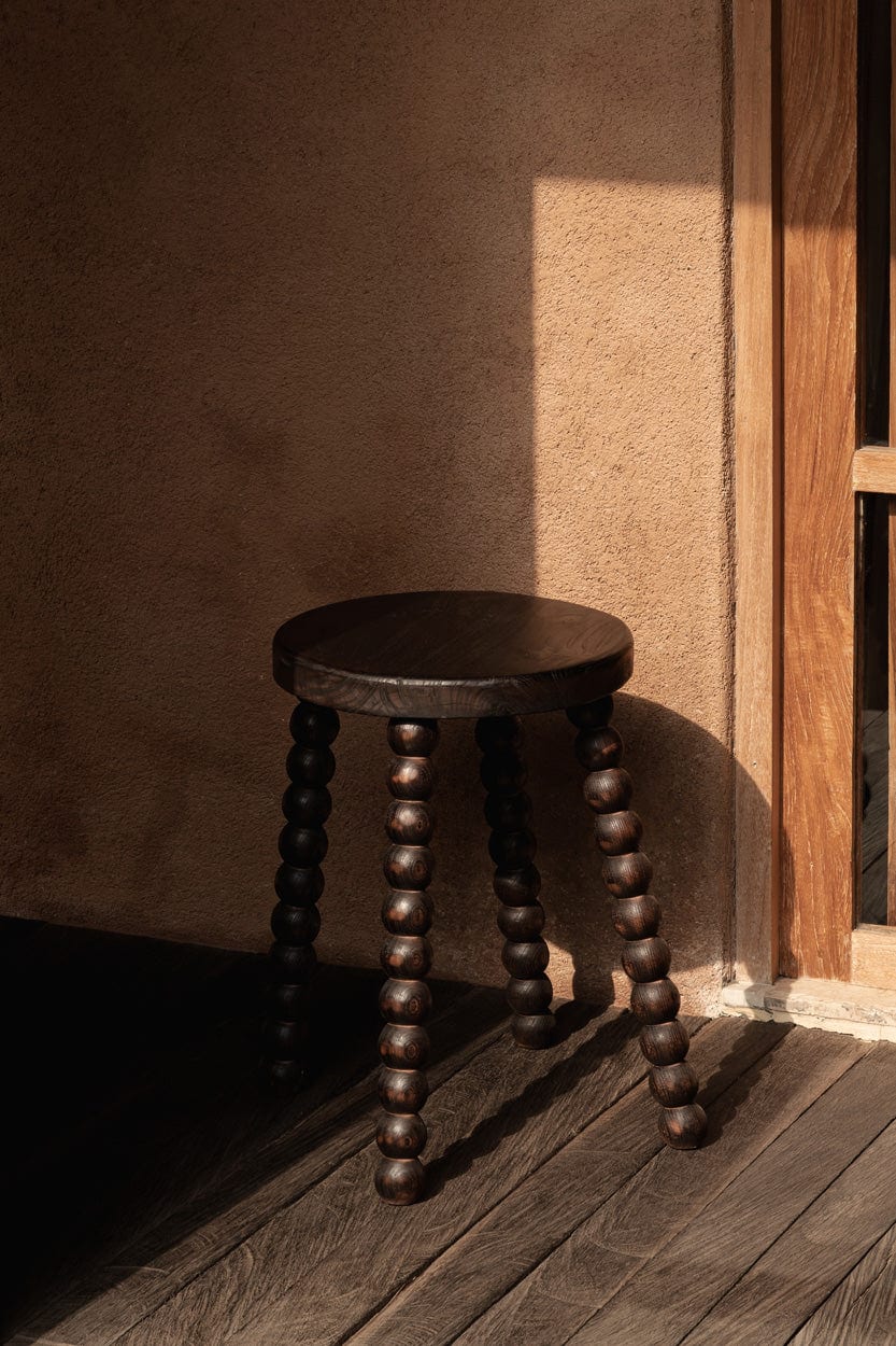 Tabouret rond en bois de manguier massif marron foncé 35x35x50cm Dango - Bazar Bizar — vue 2