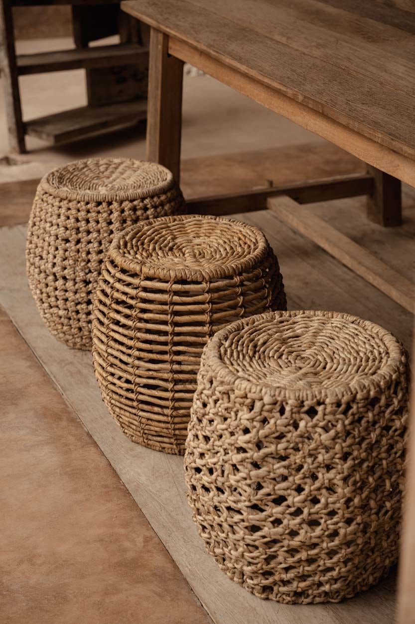 Tabouret rond en feuille de bananier et fer naturelle 48x48x45cm Zarkah - Bazar Bizar — vue 2