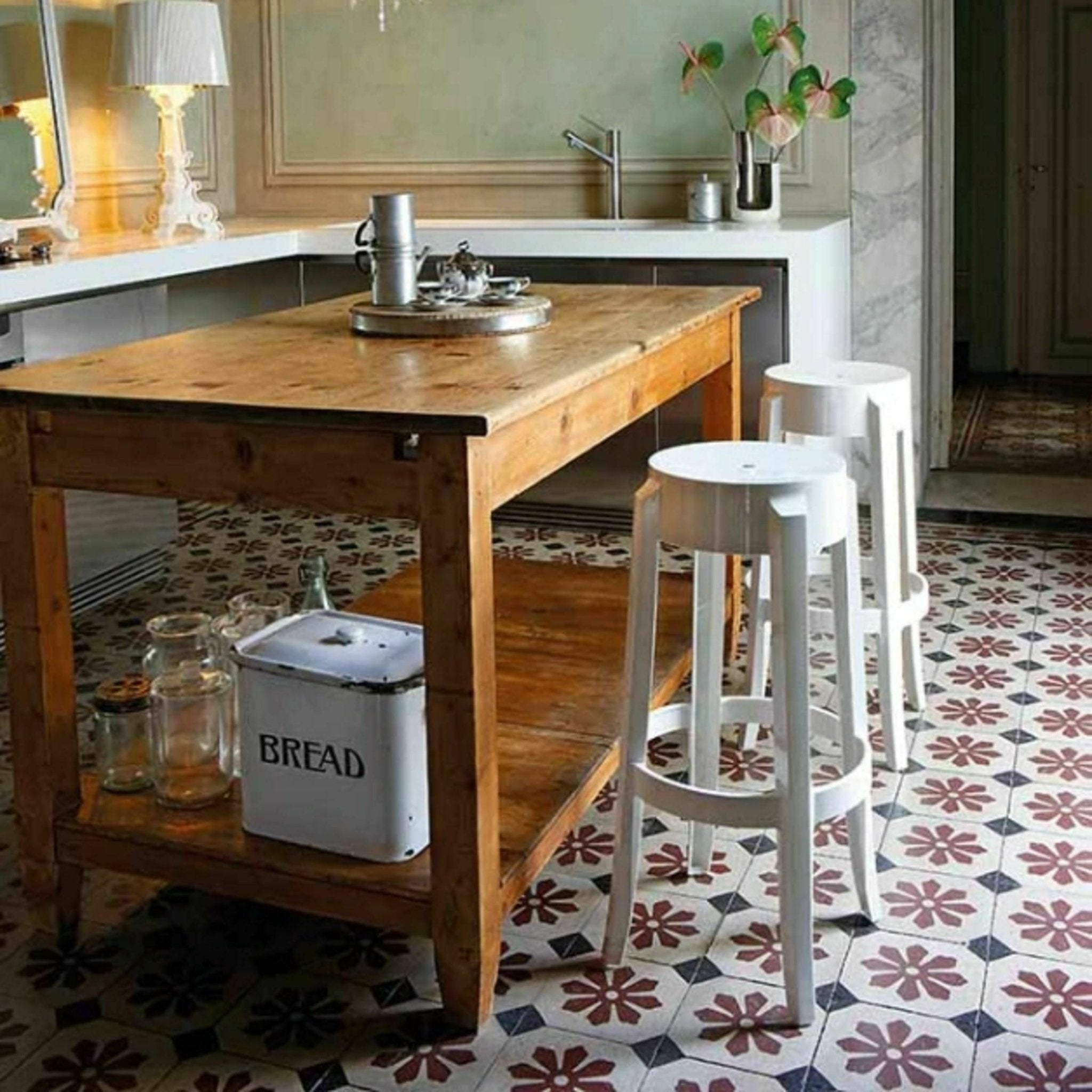 Tabouret transparent 65 cm Charles Ghost - Kartell - The Cool Republic