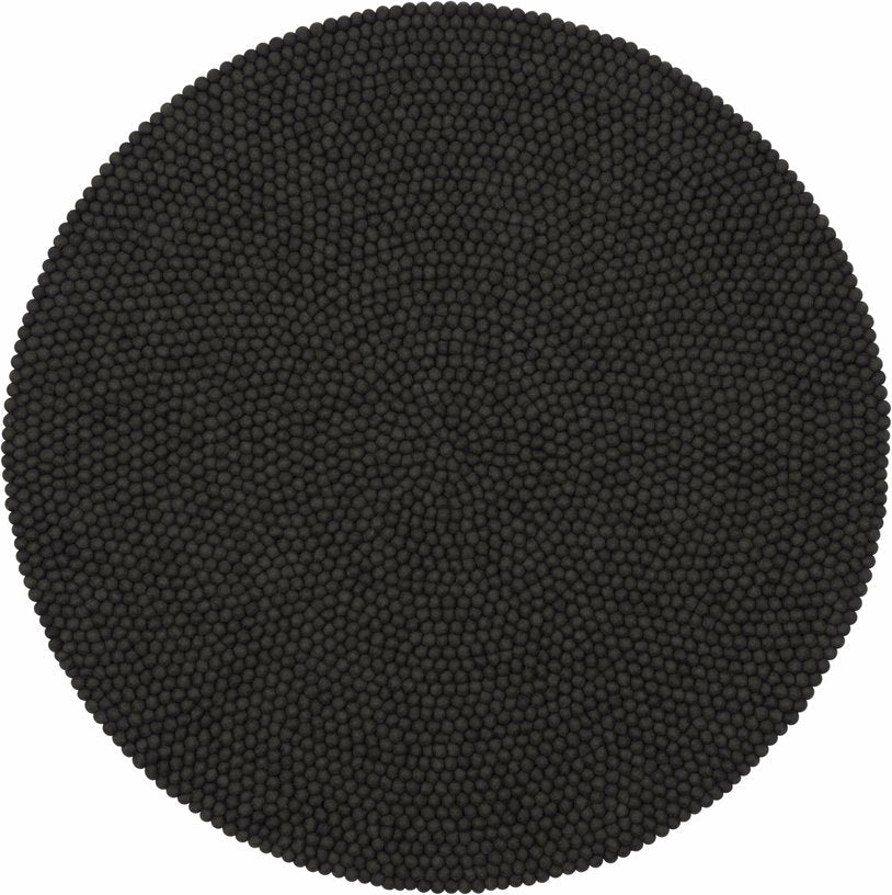 Tapis à boules de feutre anthracite 180 cm Kuno - myfelt - The Cool Republic