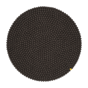 Tapis à boules de feutre anthracite 50 cm Big One - myfelt - The Cool Republic