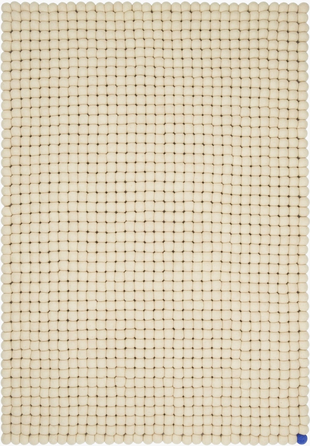 Tapis à boules de feutre beige 90x130 cm Big One - myfelt - The Cool Republic