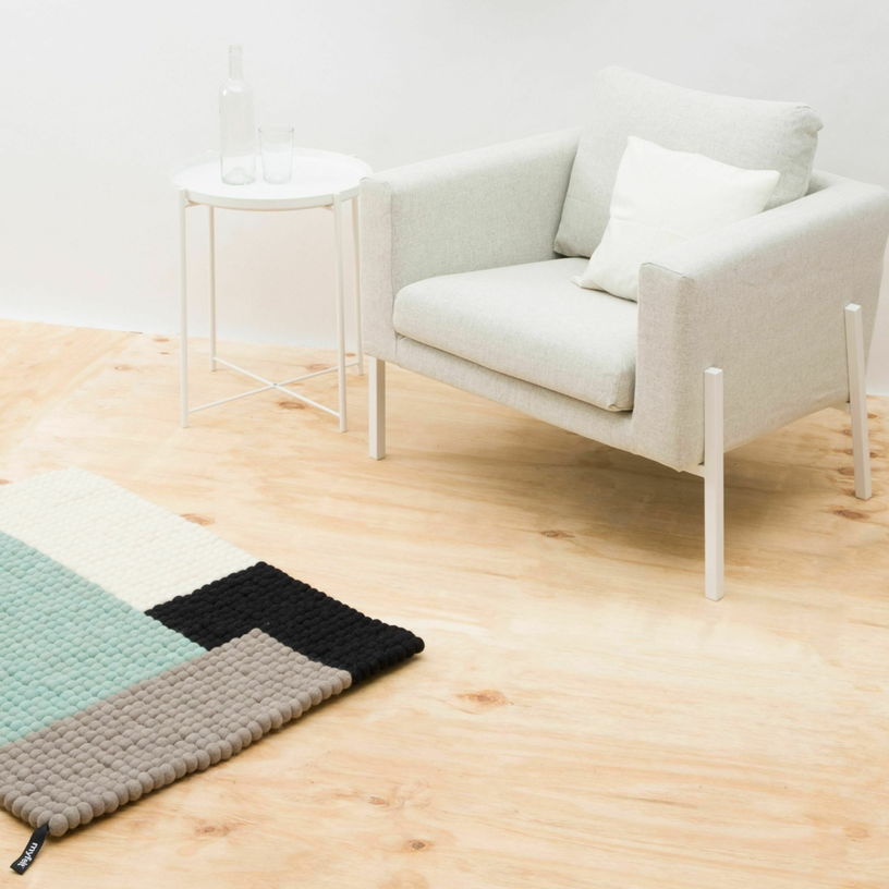 Tapis à boules de feutre menthe 70x100 cm Cube - myfelt - The Cool Republic
