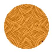 Tapis à boules de feutre ocre 50 cm Big One - myfelt - The Cool Republic