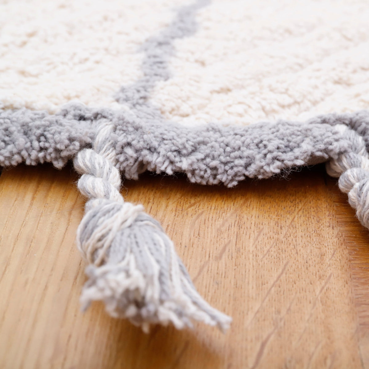 Tapis en coton gris 110 cm Come - Nattiot - The Cool Republic