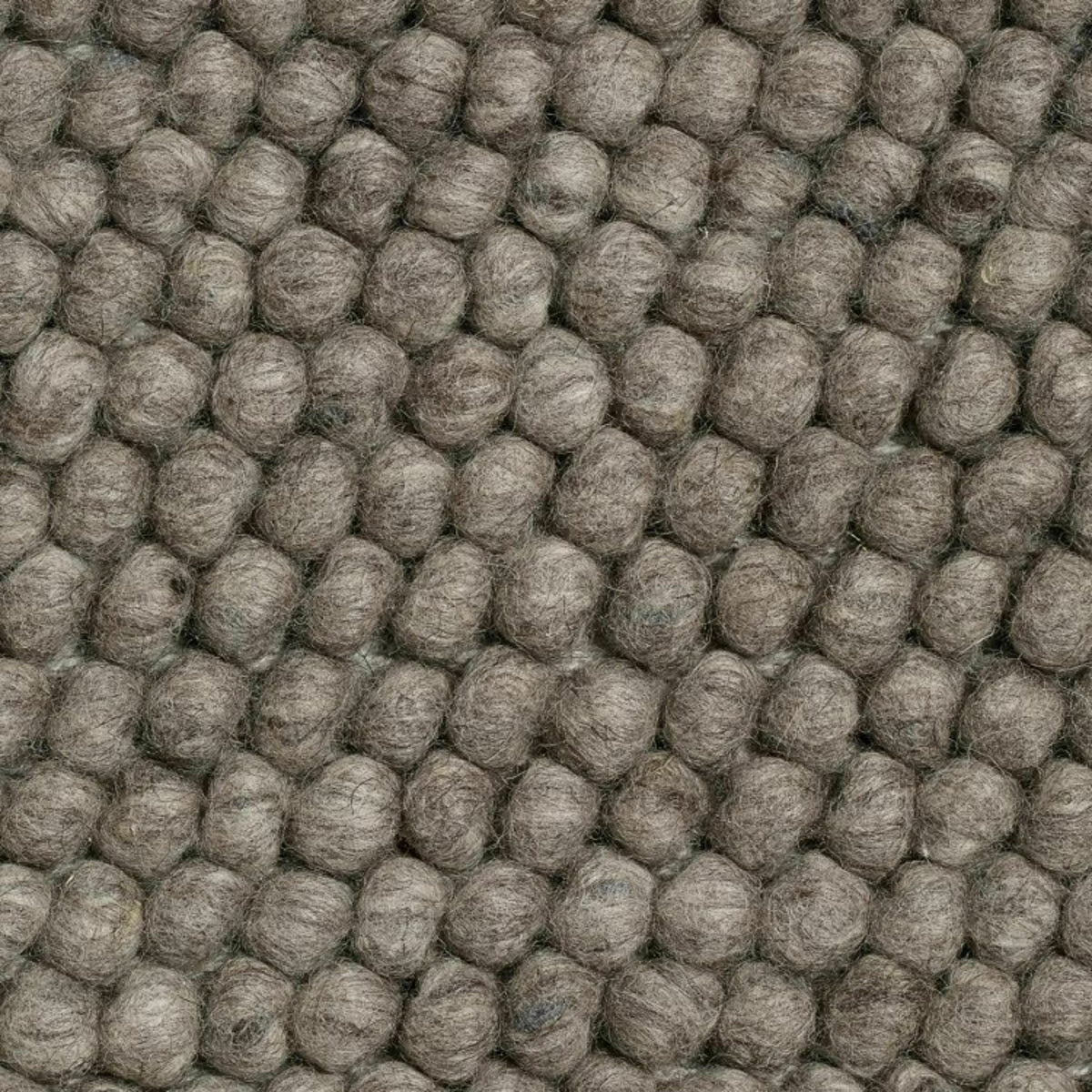 Wool carpet 170 x 240 cm grey Peas - HAY - The Cool Republic