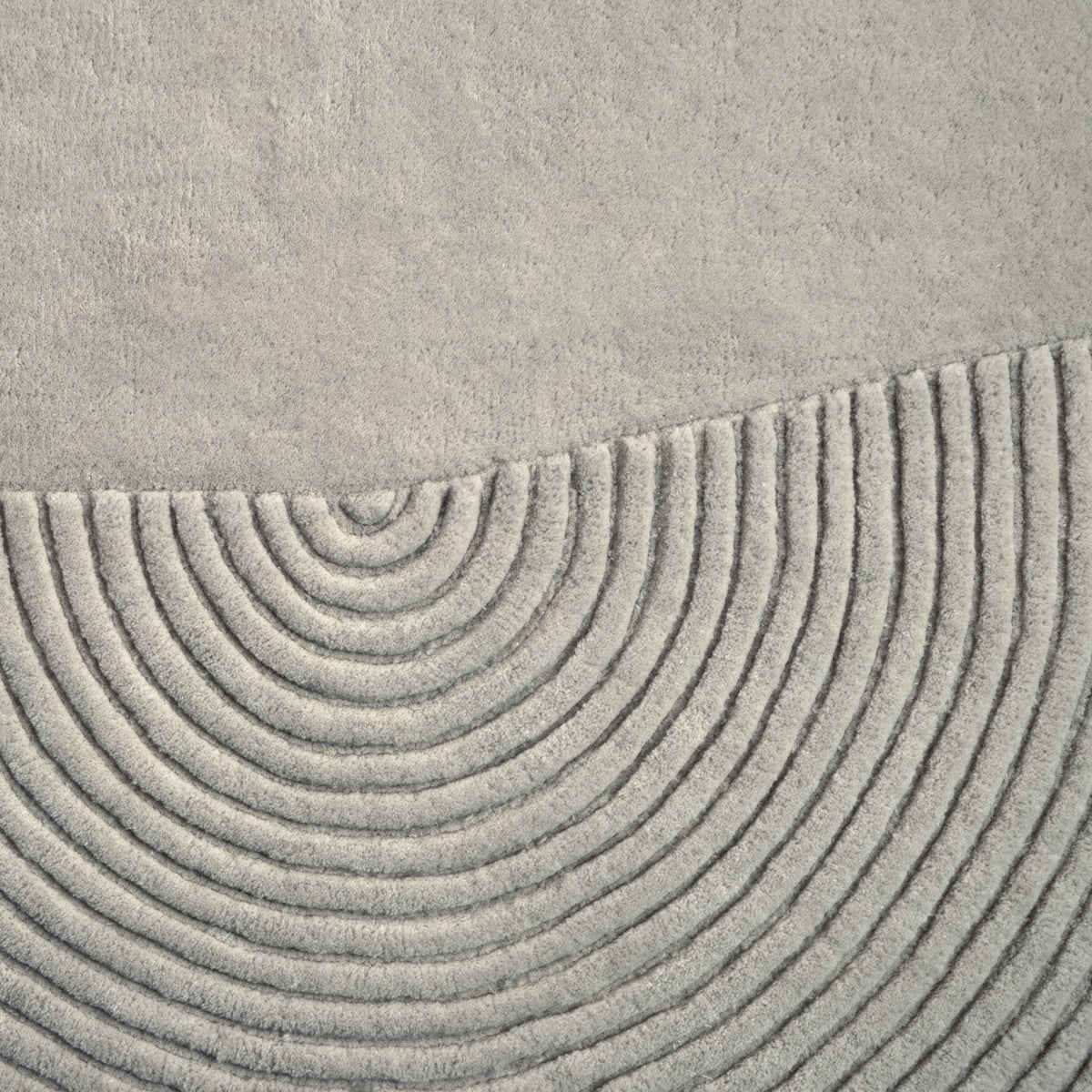 Natural wool rug gris clair 157 x 180 cm Split Zen - bolia - The Cool Republic