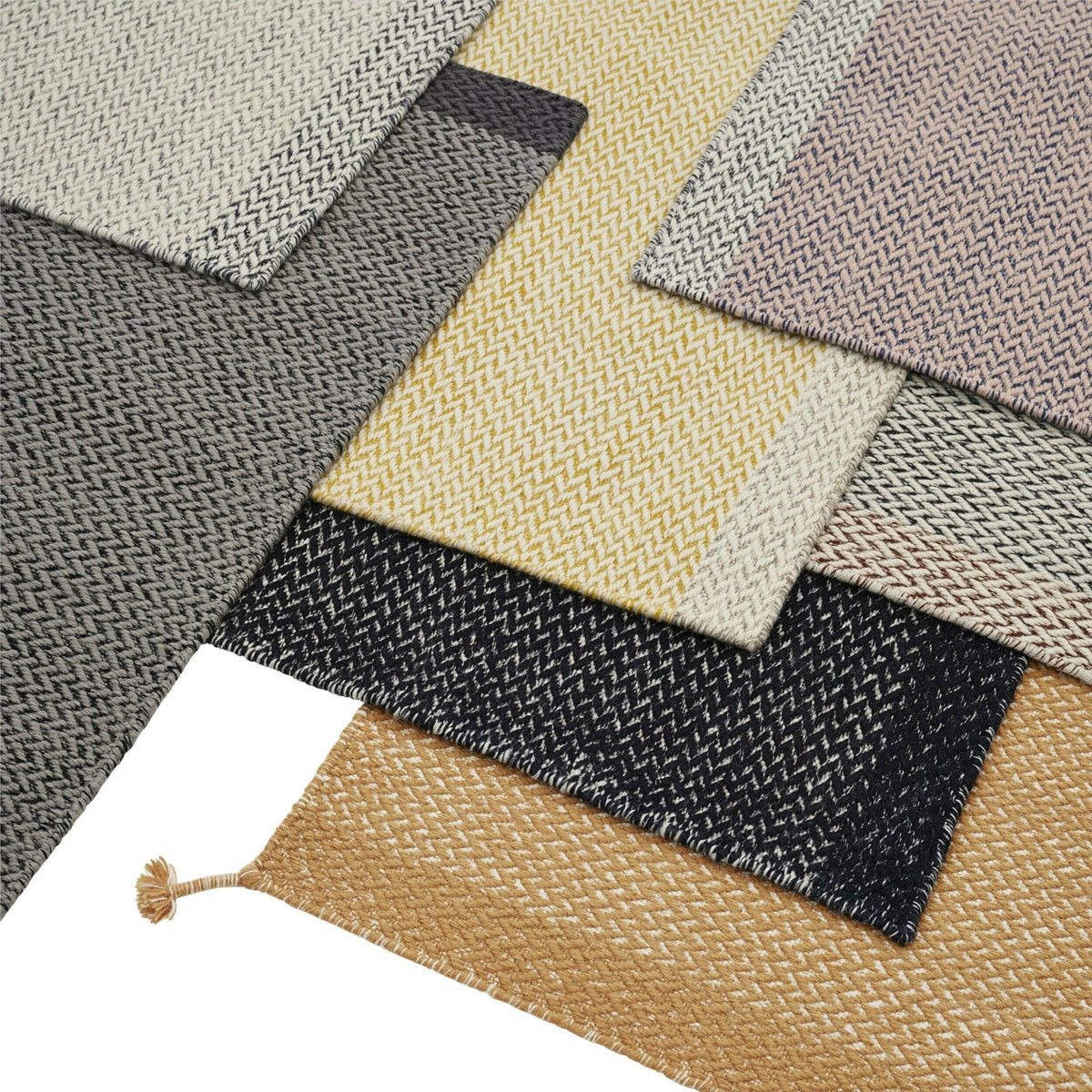Tapis en laine orangé 140 x 85 cm Ply - Muuto - The Cool Republic