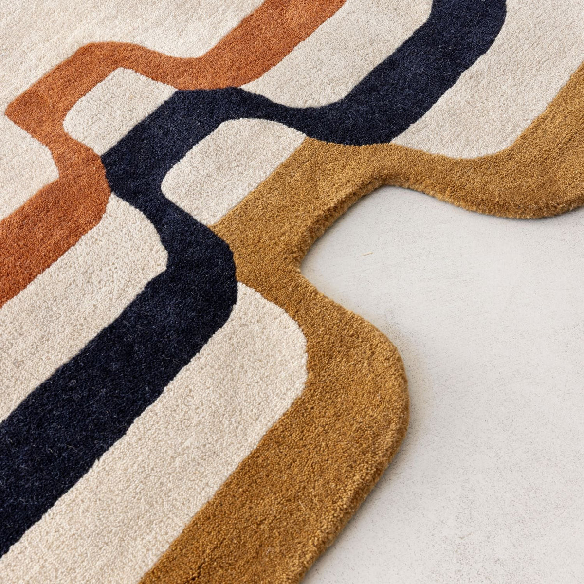 Tapis en laine tuftée beige 160x230cm Papillon - Edito - The Cool Republic