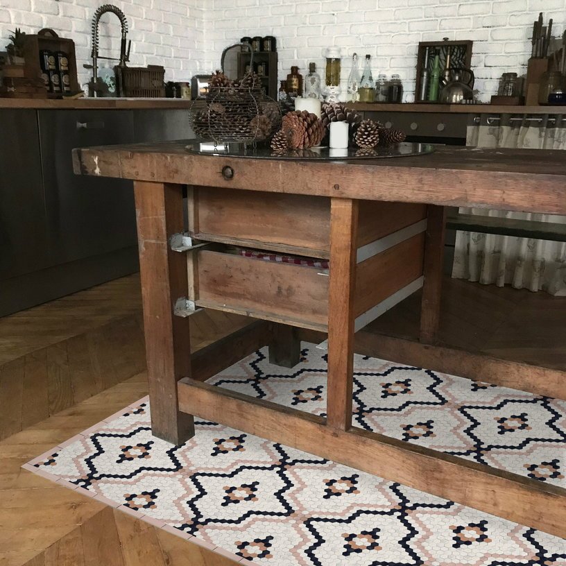 Tapis en vinyle beige 70x140 cm Tomettes - Edito - The Cool Republic