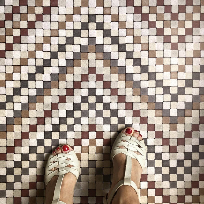 Tapis en vinyle rouge 60x90 cm Zigzag - Edito - The Cool Republic