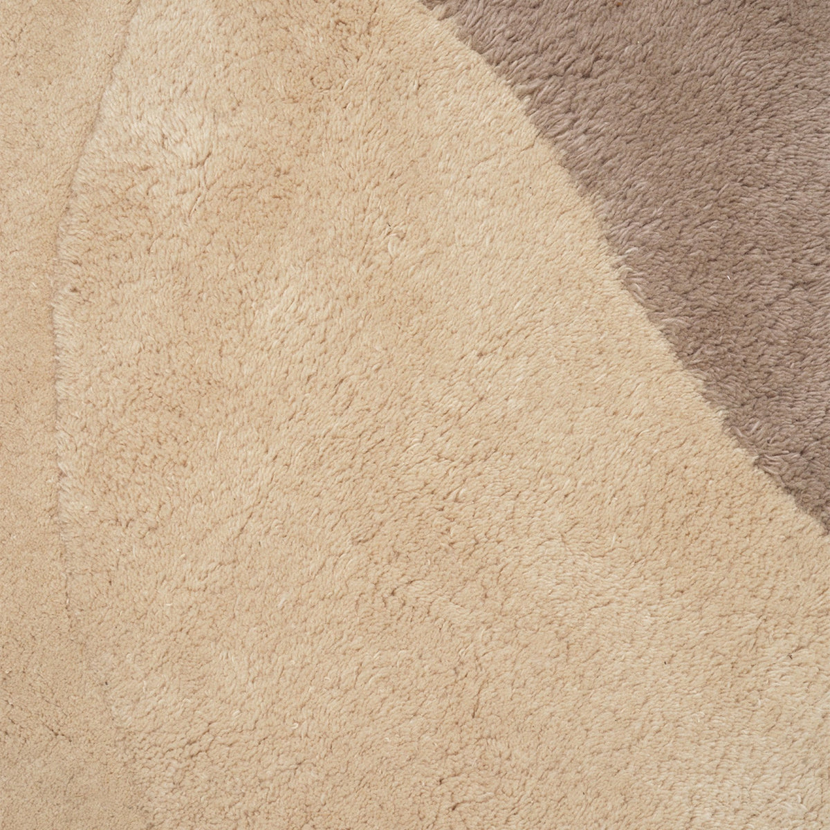 Tapis graphique beige 180x140 cm View - Ferm Living - The Cool Republic