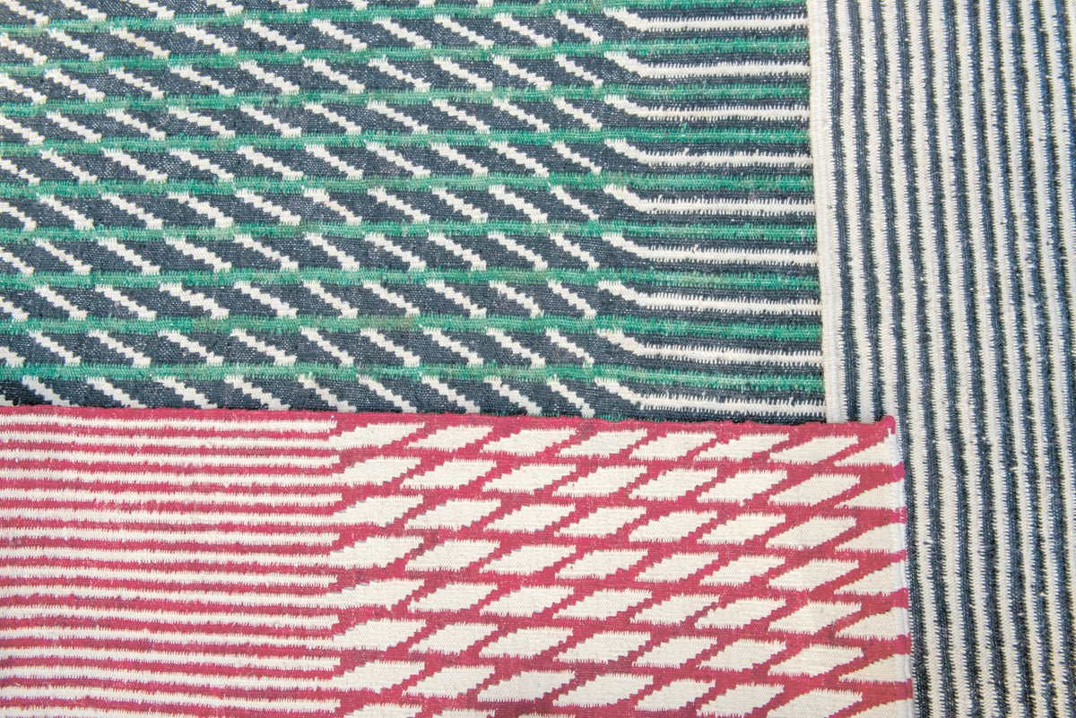 Tapis kilim en laine noir 170x240 cm Blur - Nanimarquina - The Cool Republic